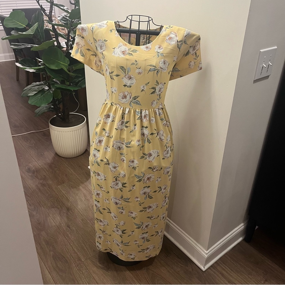 Floral Yellow Maxi Dress